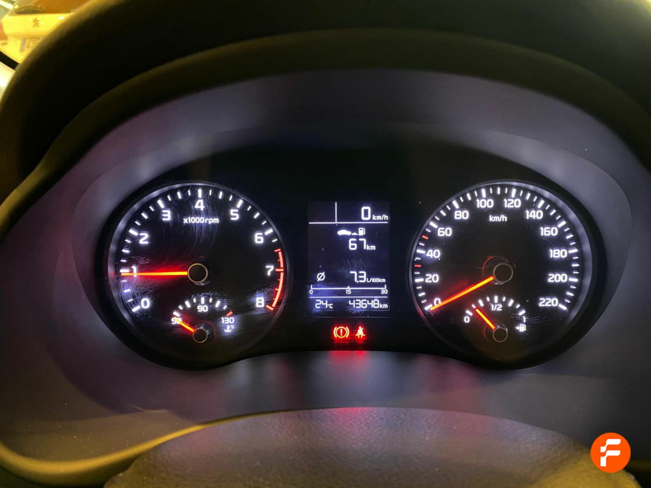 Foto Kia Stonic 16