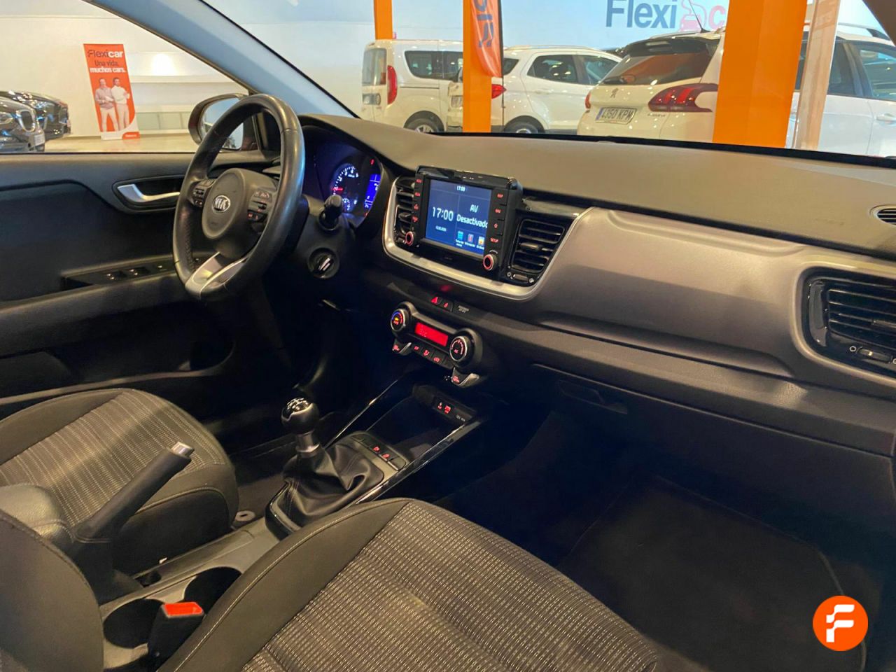 Foto Kia Stonic 22