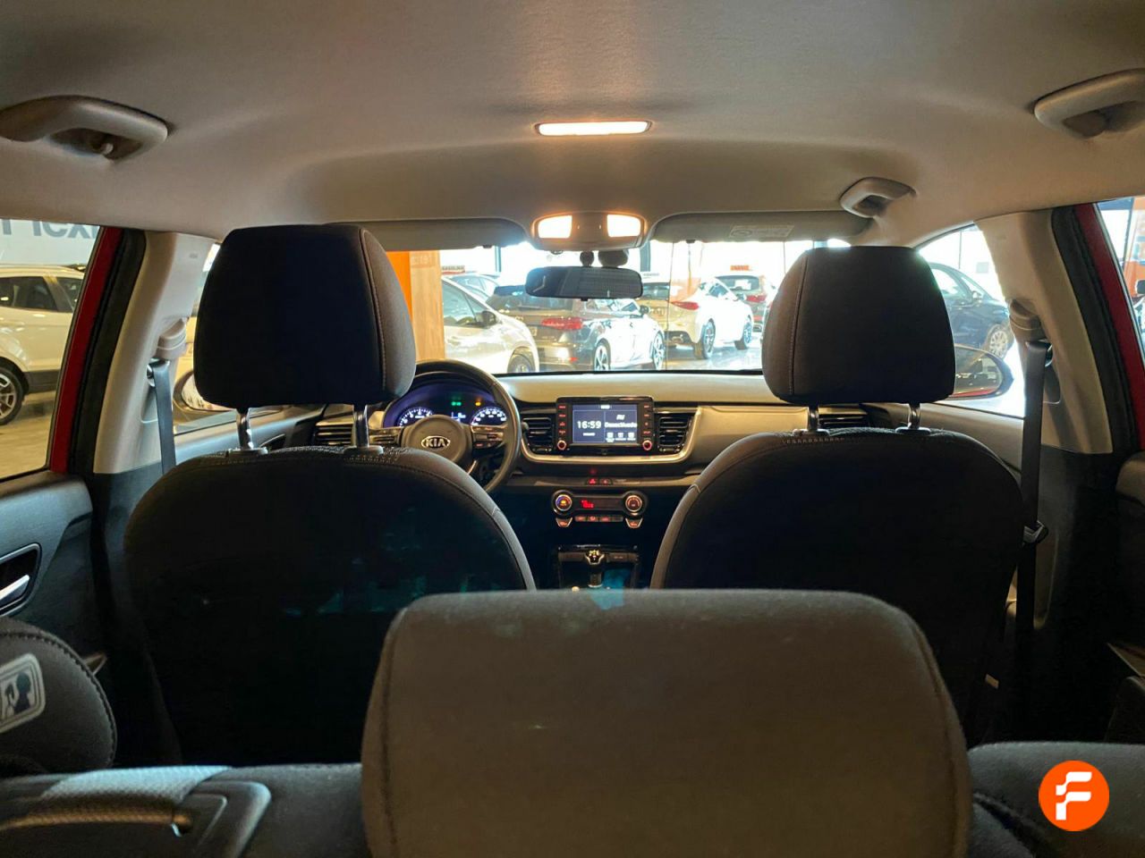Foto Kia Stonic 24
