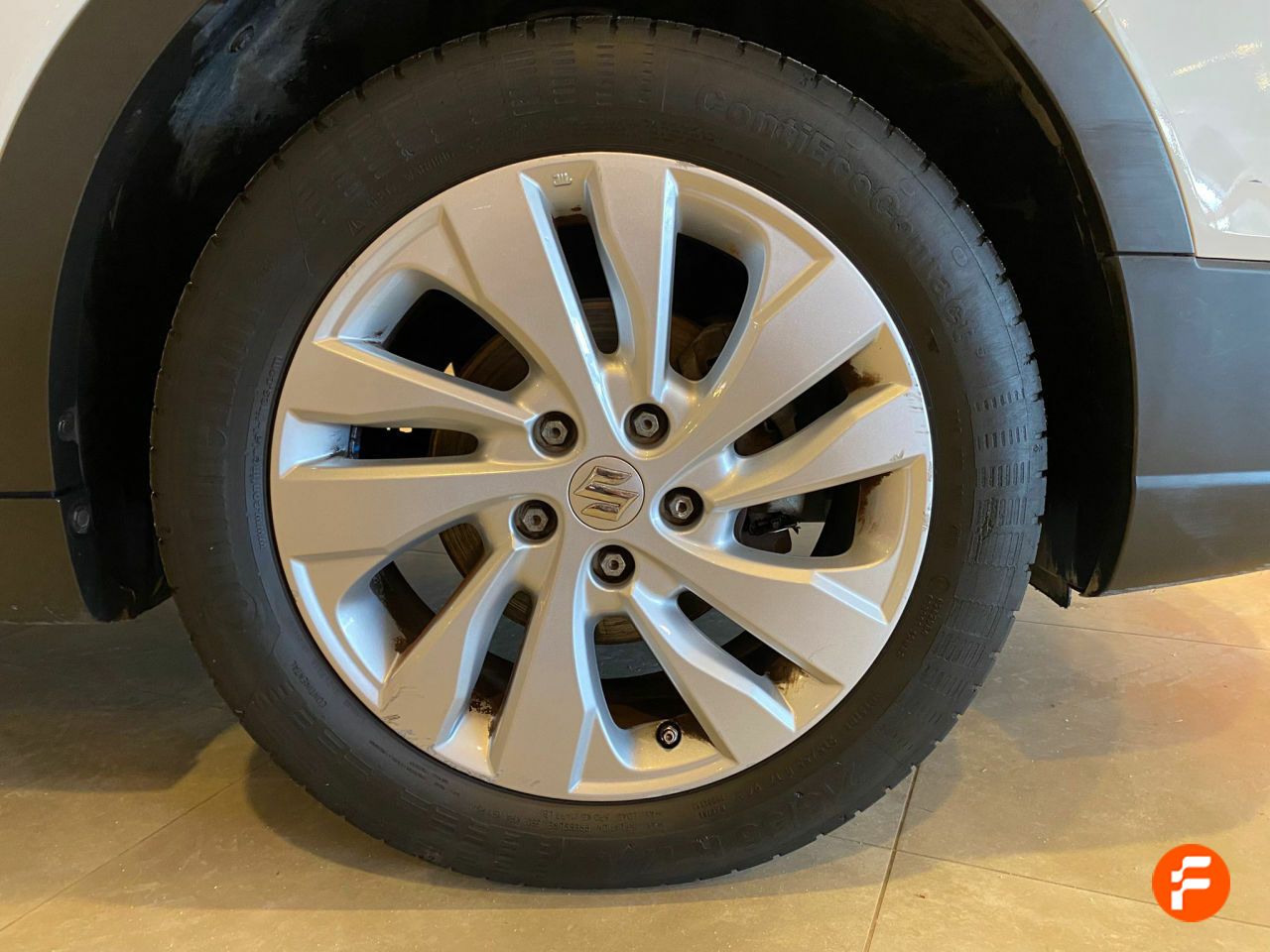 Foto Suzuki SX4 25