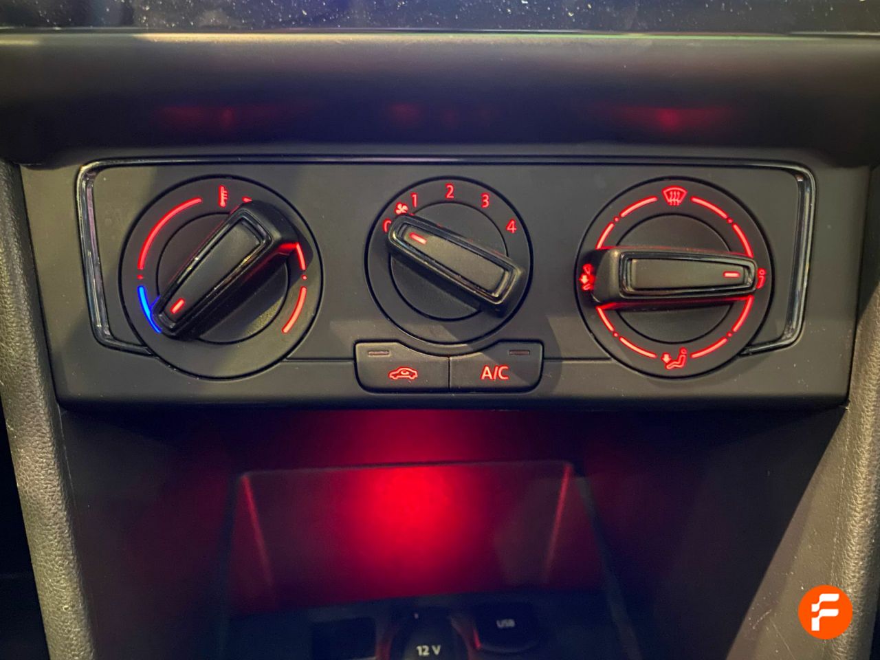 Foto Volkswagen Polo 18