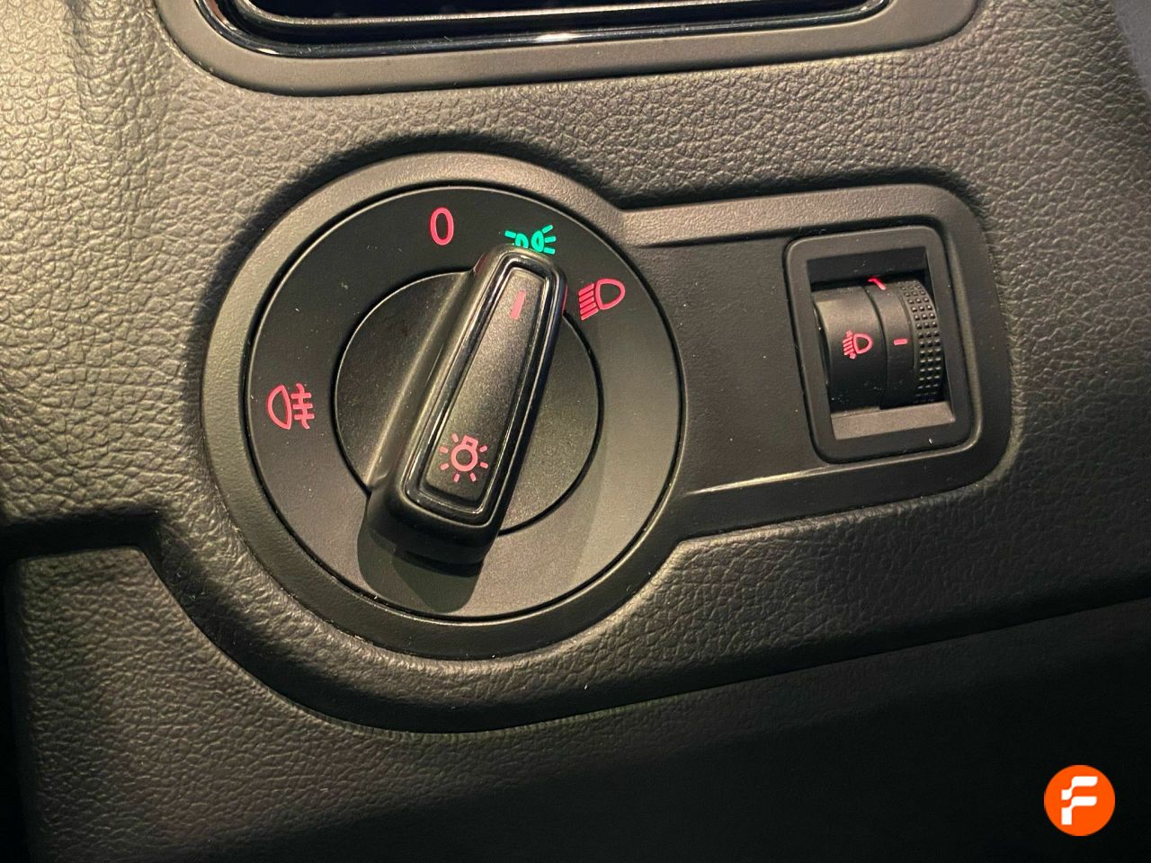 Foto Volkswagen Polo 19