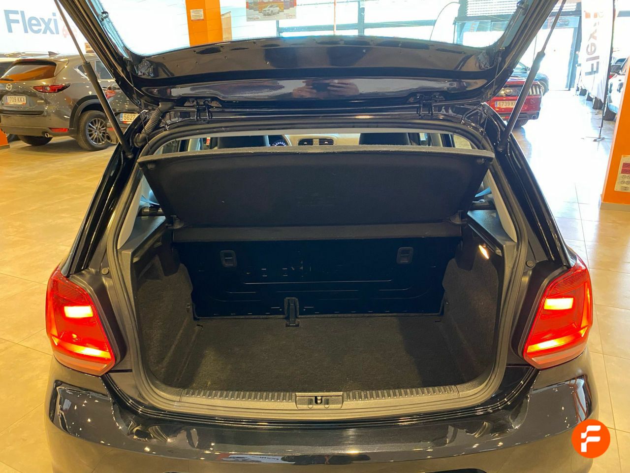 Foto Volkswagen Polo 25