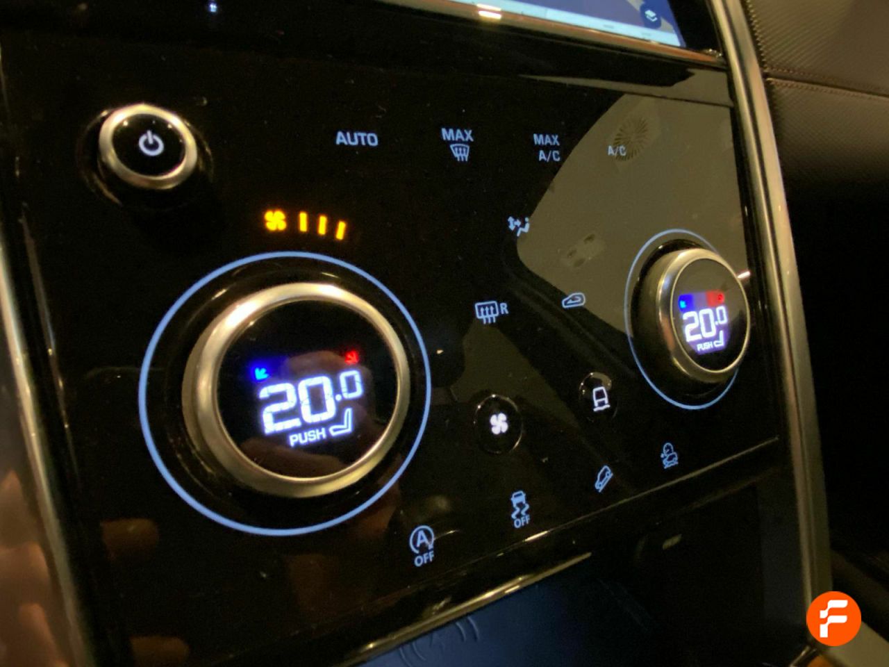 Foto Land-Rover Discovery Sport 20