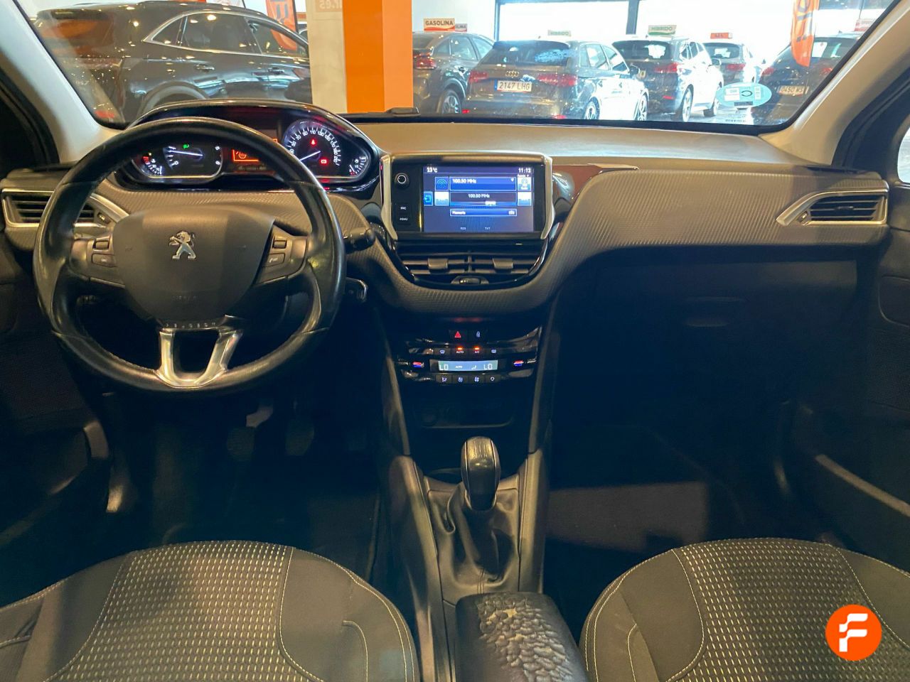 Foto Peugeot 208 22