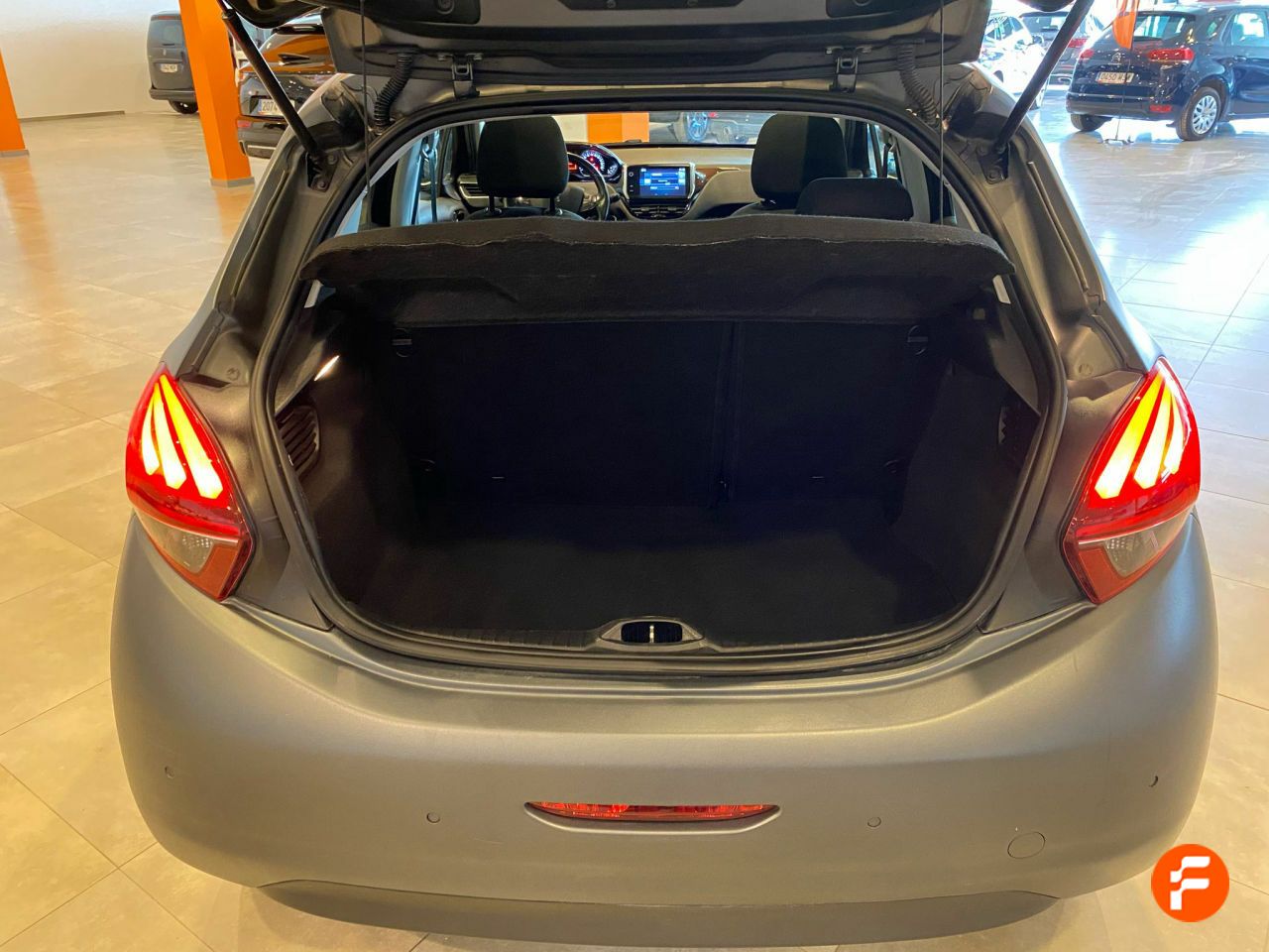 Foto Peugeot 208 27