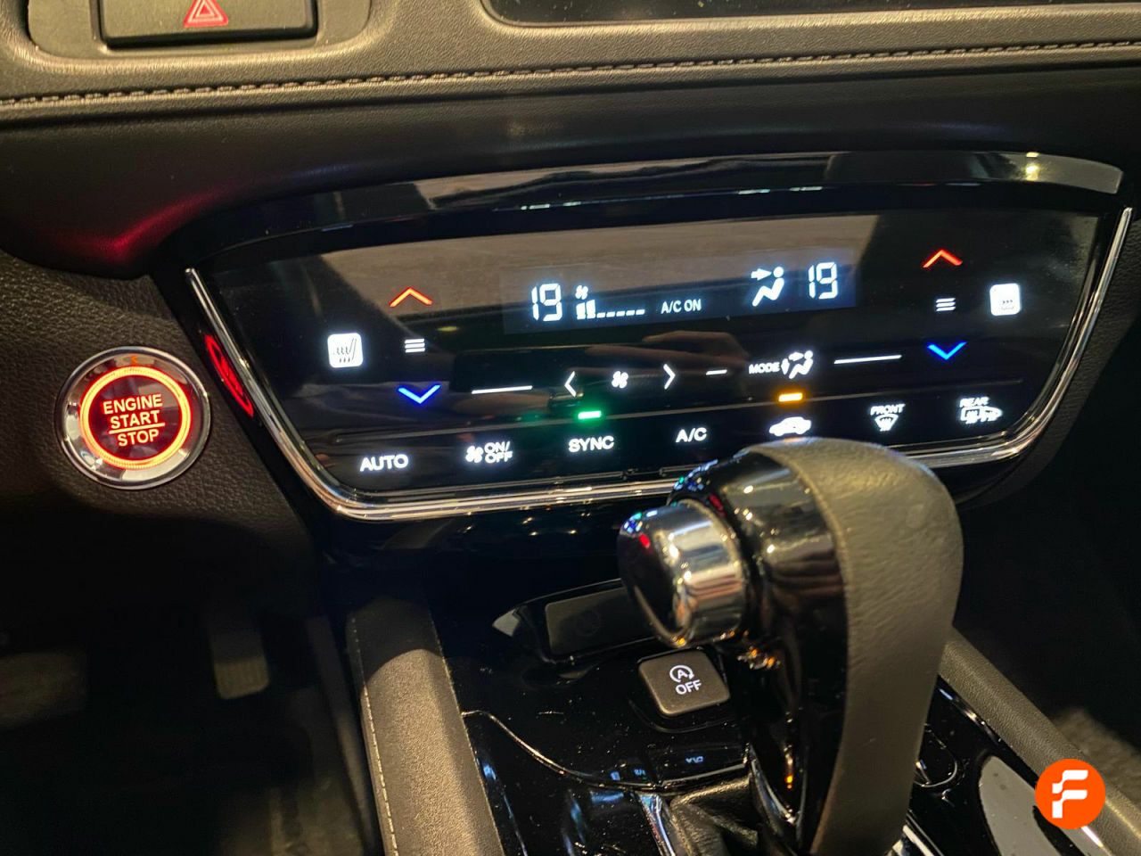 Foto Honda HR-V 22