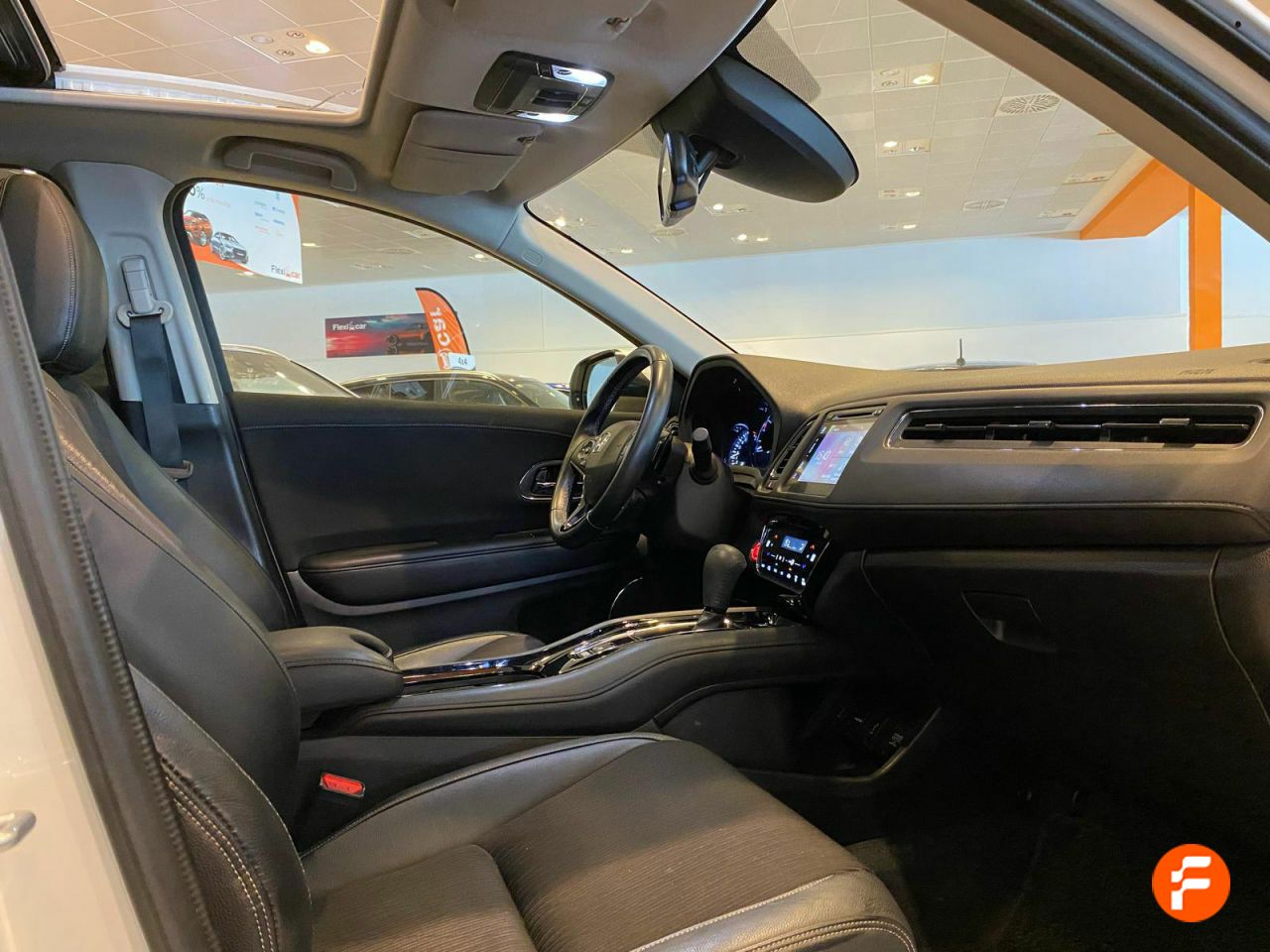 Foto Honda HR-V 28