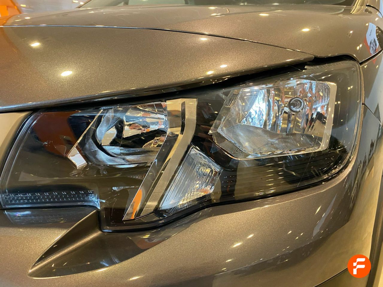 Foto Peugeot Rifter 29