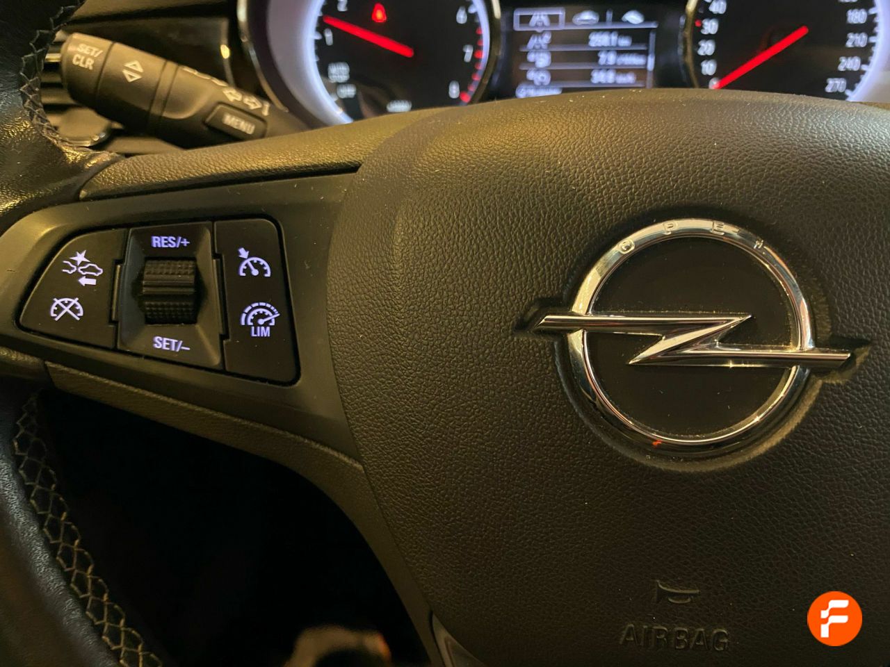 Foto Opel Astra 12