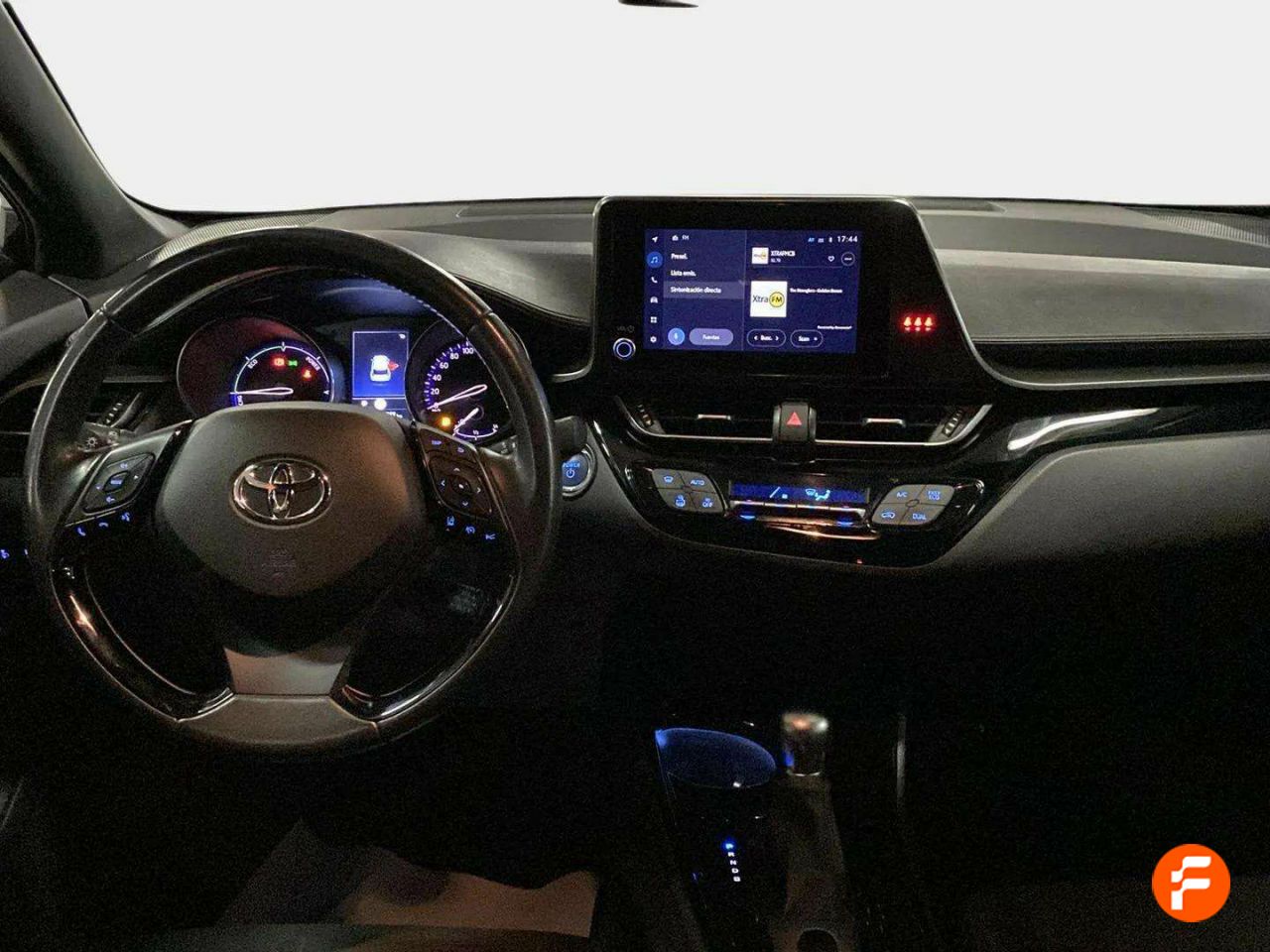 Foto Toyota C-HR 13