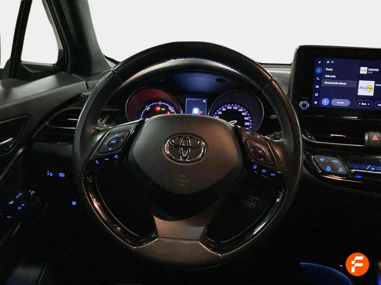 Foto Toyota C-HR 14