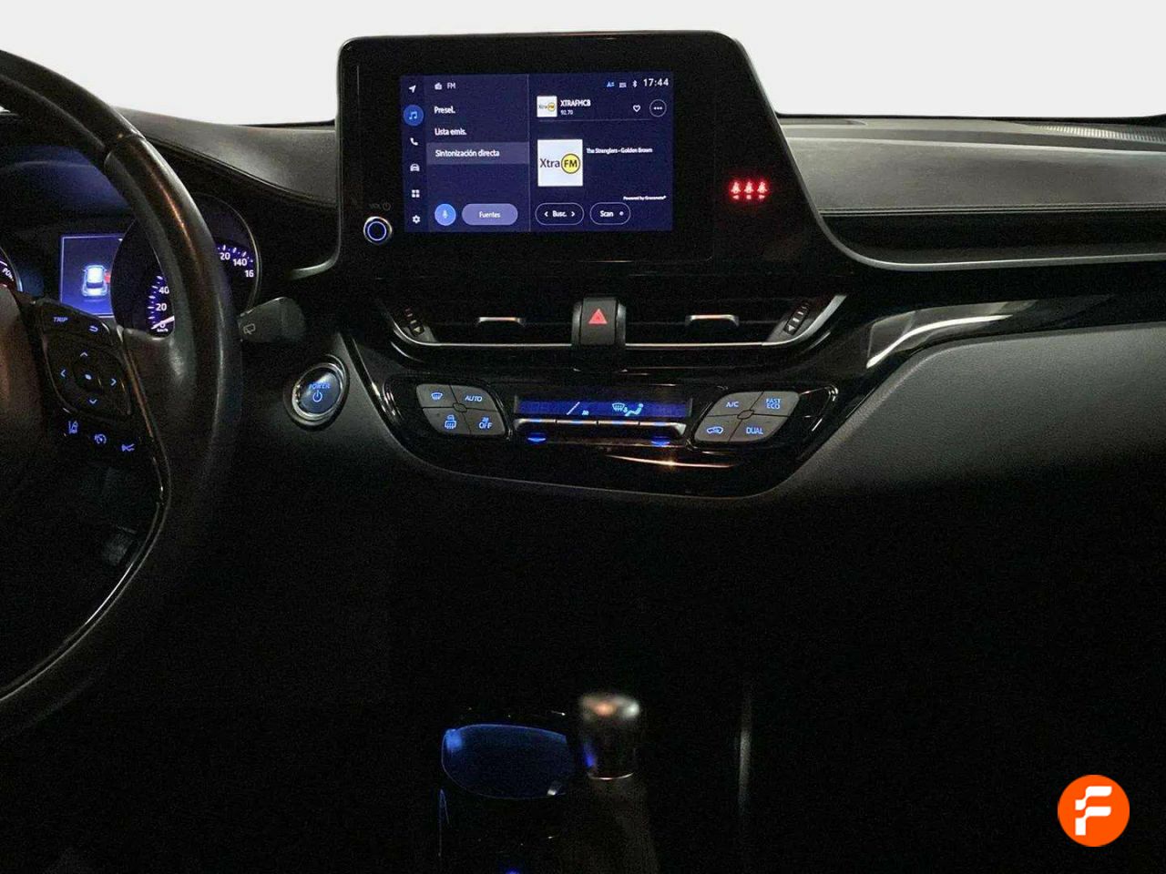 Foto Toyota C-HR 23