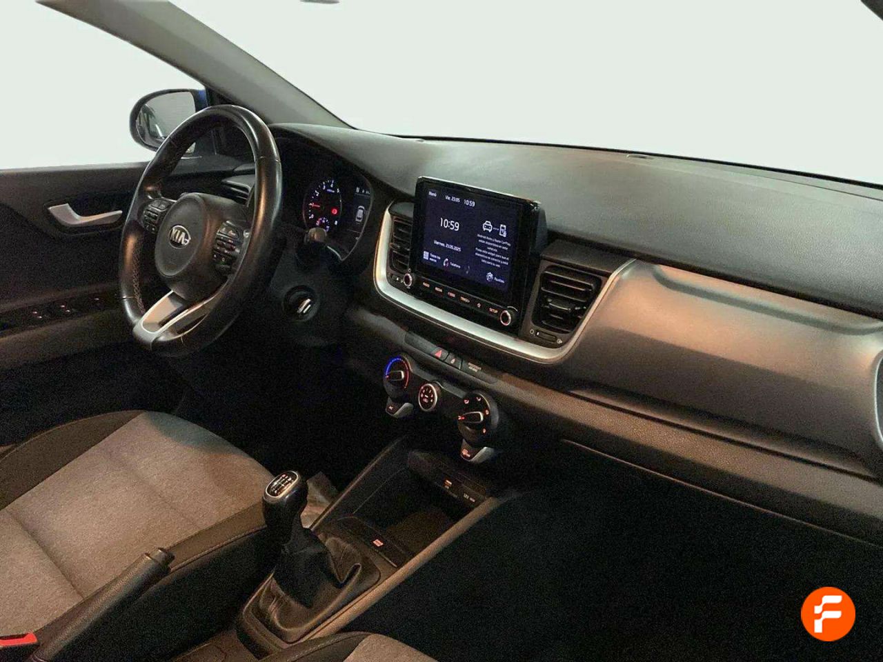 Foto Kia Stonic 12