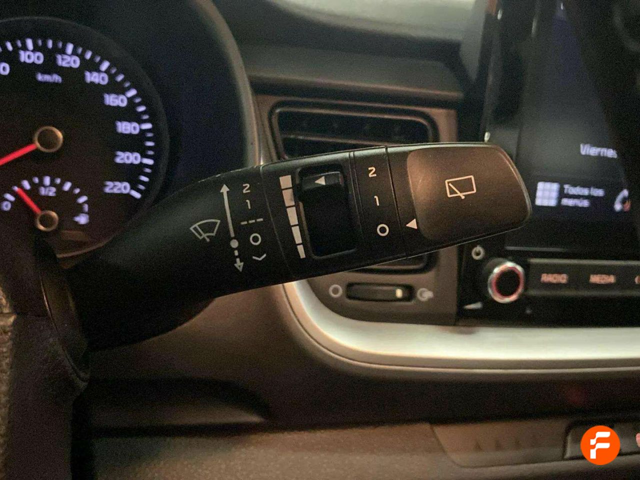 Foto Kia Stonic 20