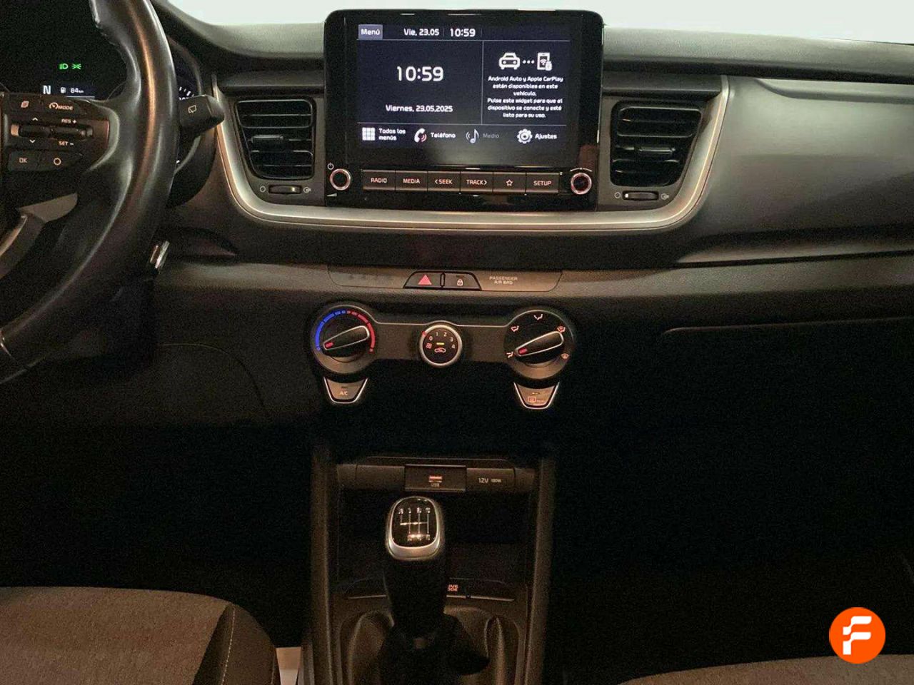 Foto Kia Stonic 24