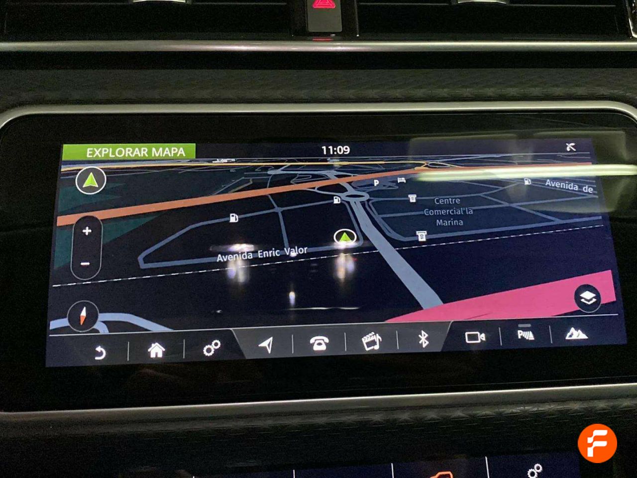 Foto Land-Rover Range Rover Velar 23