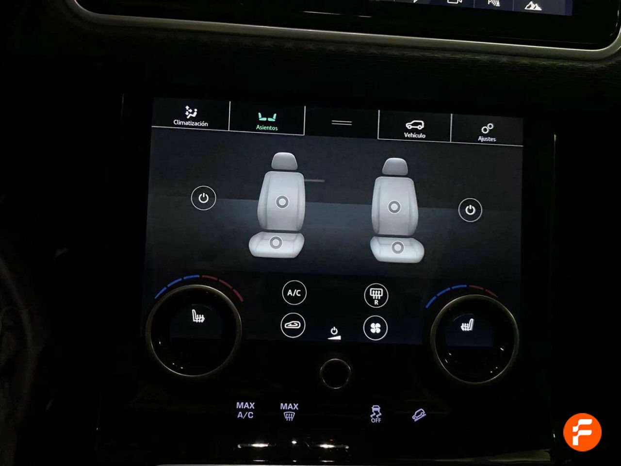 Foto Land-Rover Range Rover Velar 27