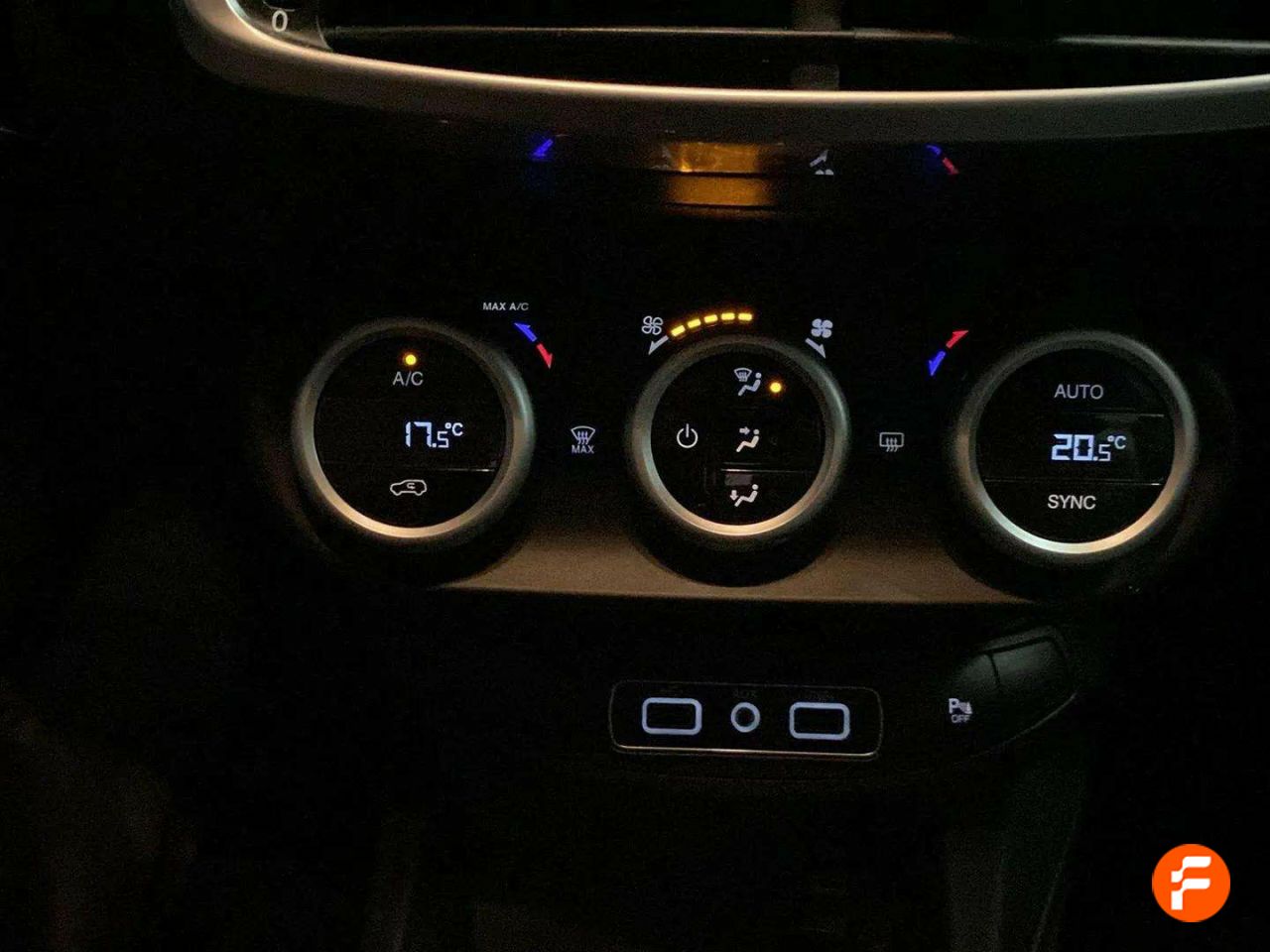 Foto Fiat 500X 24