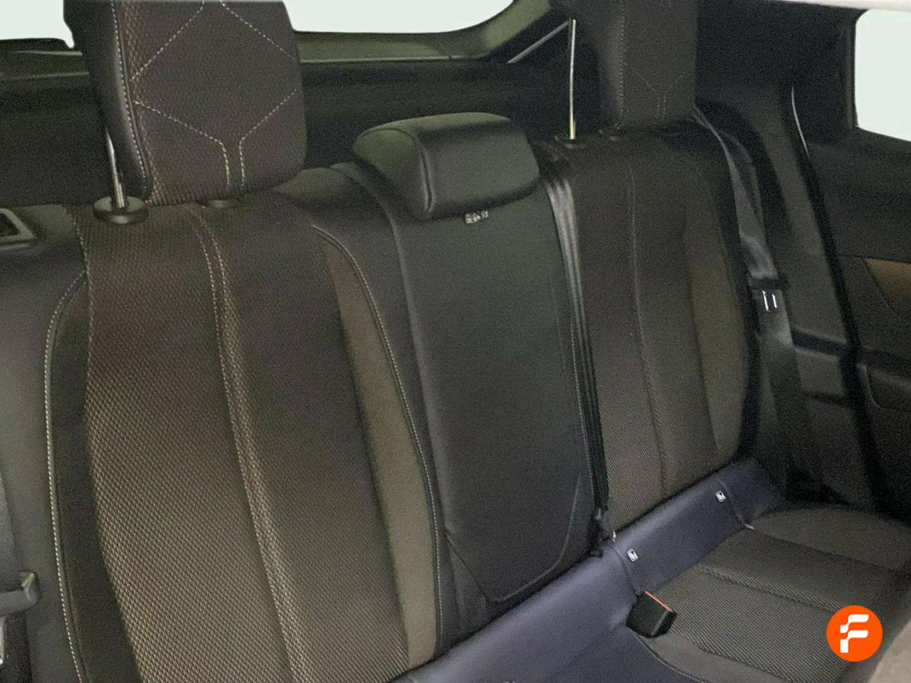 Foto DS Automobiles DS 3 28