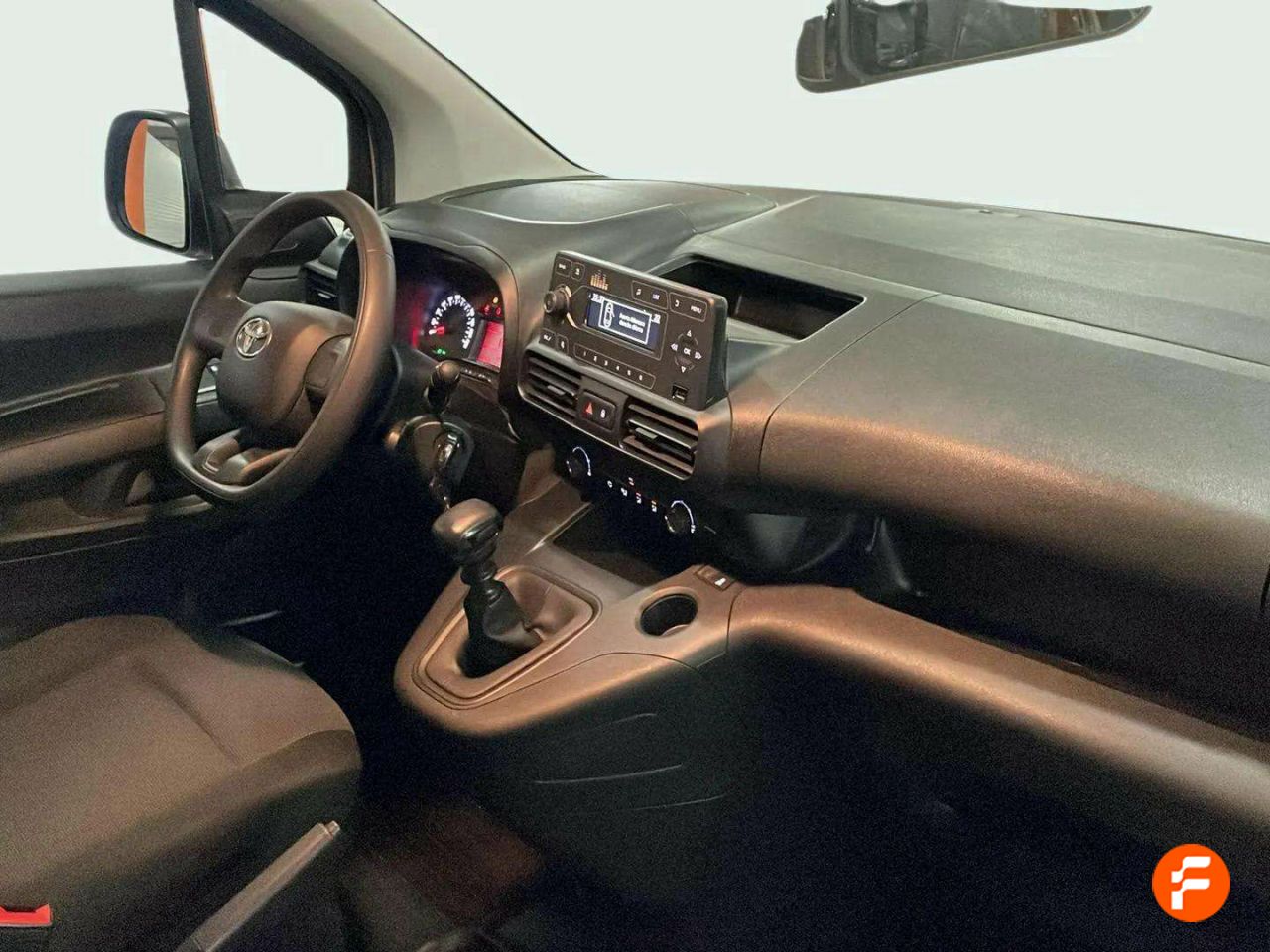 Foto Toyota Proace 13