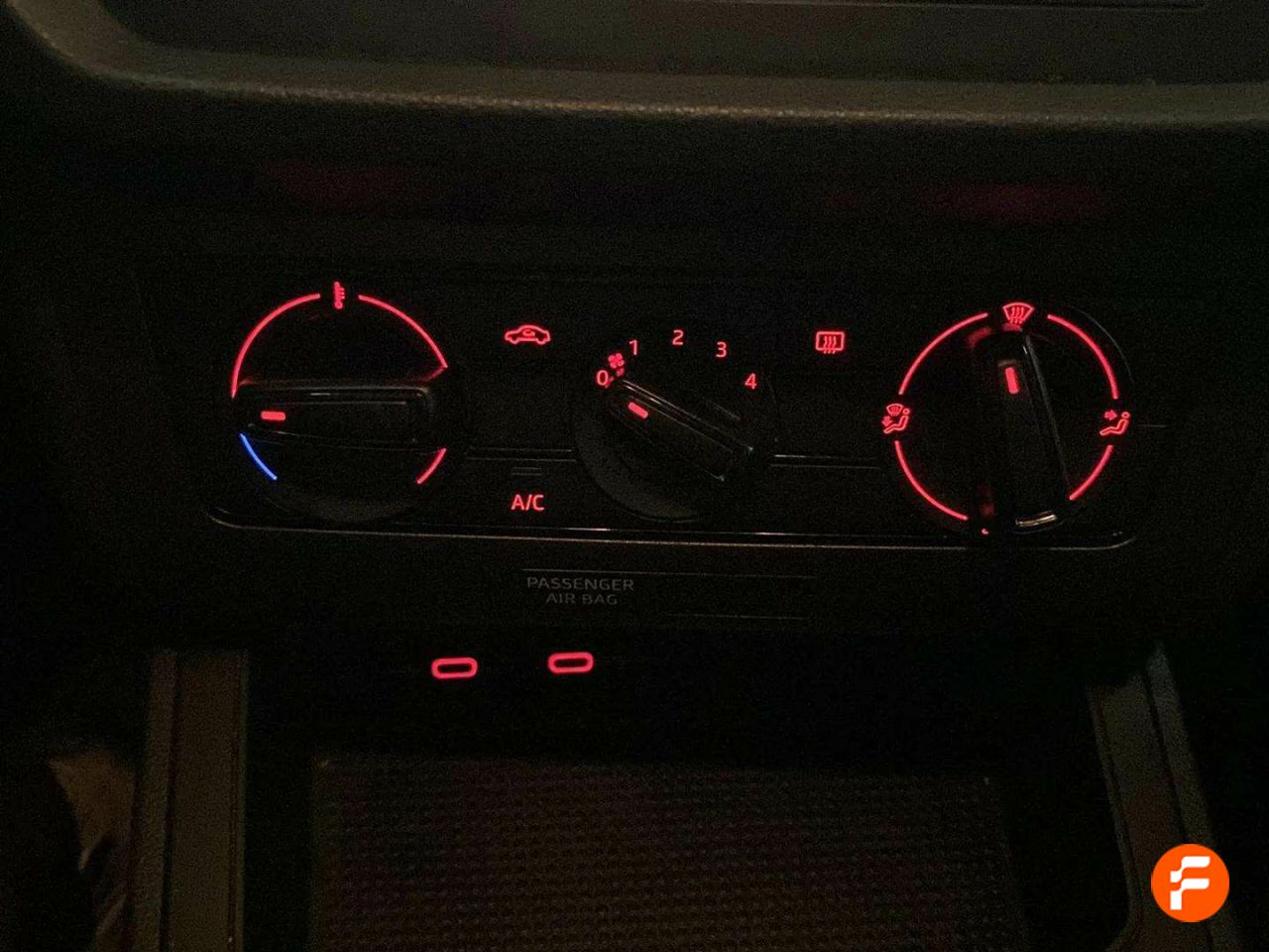 Foto Seat Ibiza 24