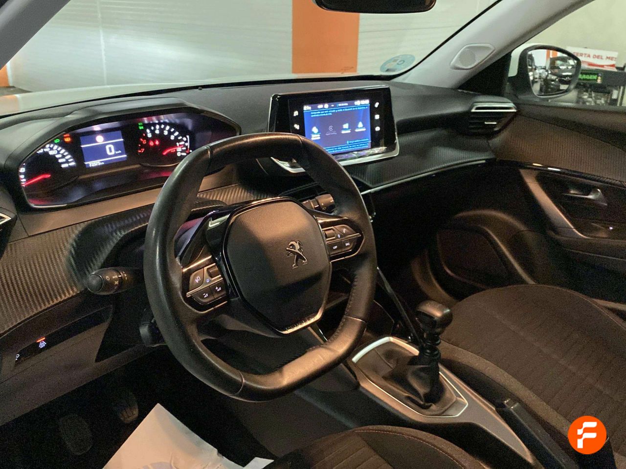 Foto Peugeot 2008 11