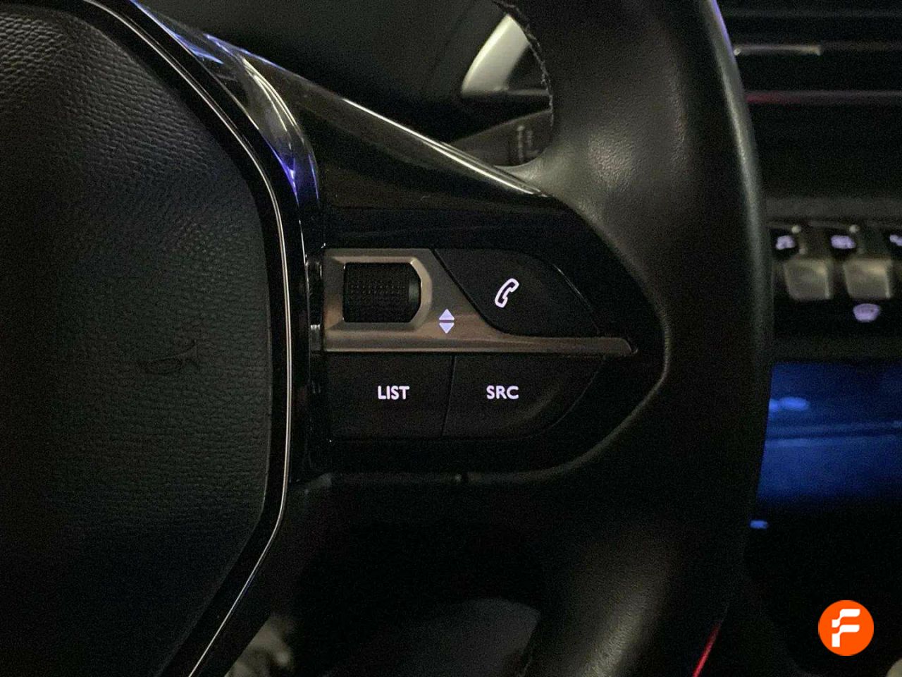 Foto Peugeot 5008 18