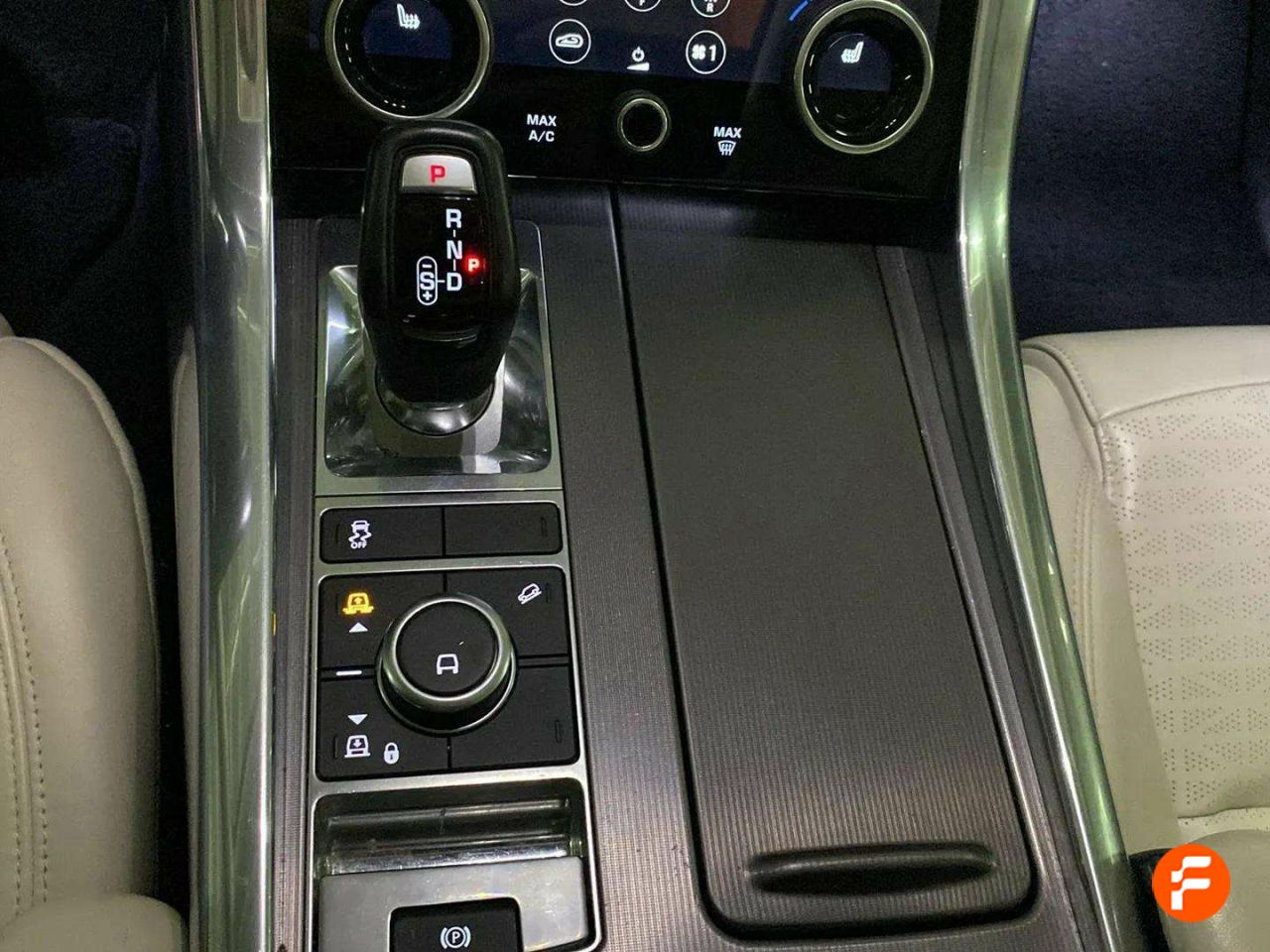 Foto Land-Rover Range Rover Sport 26