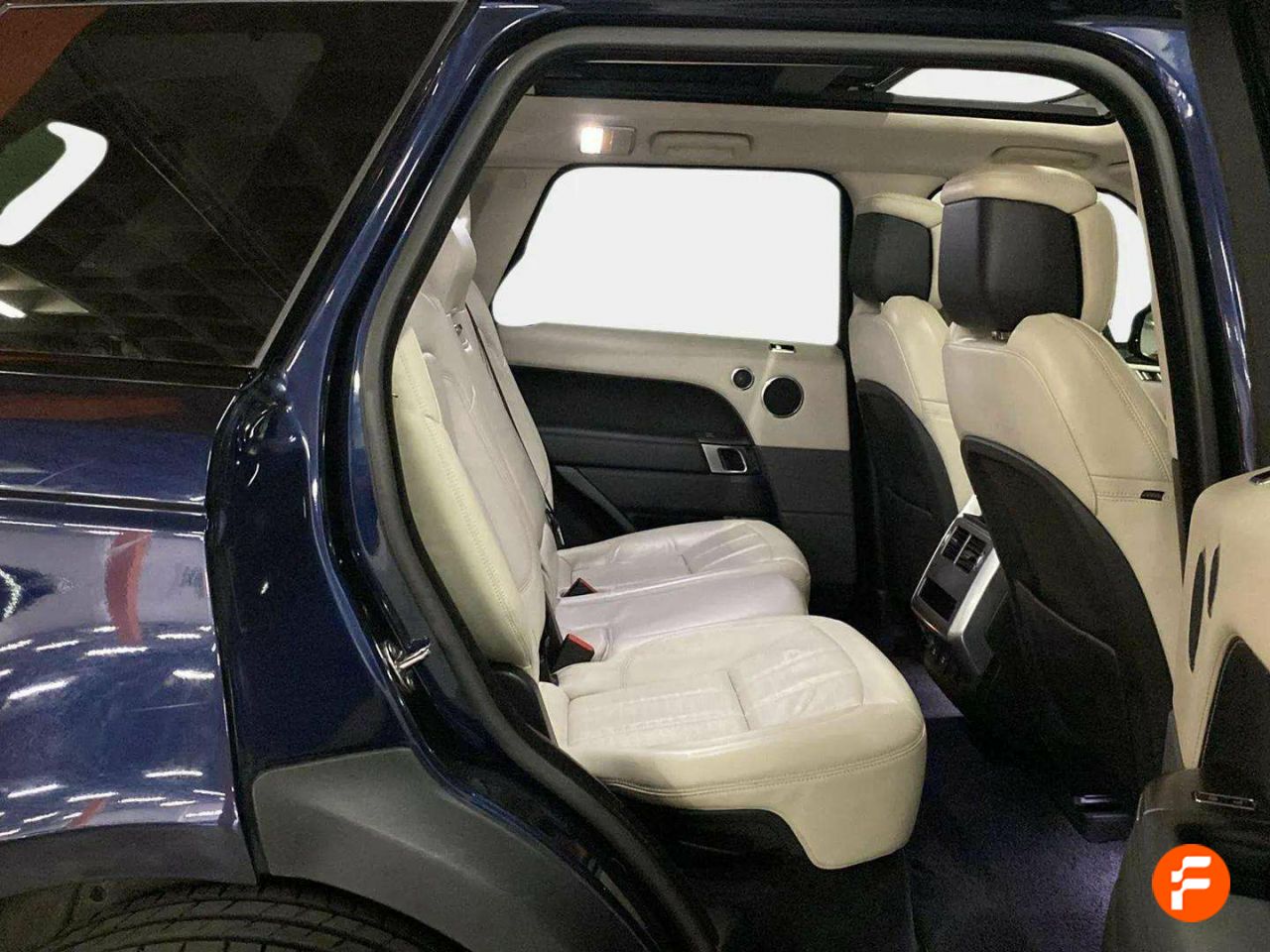 Foto Land-Rover Range Rover Sport 27