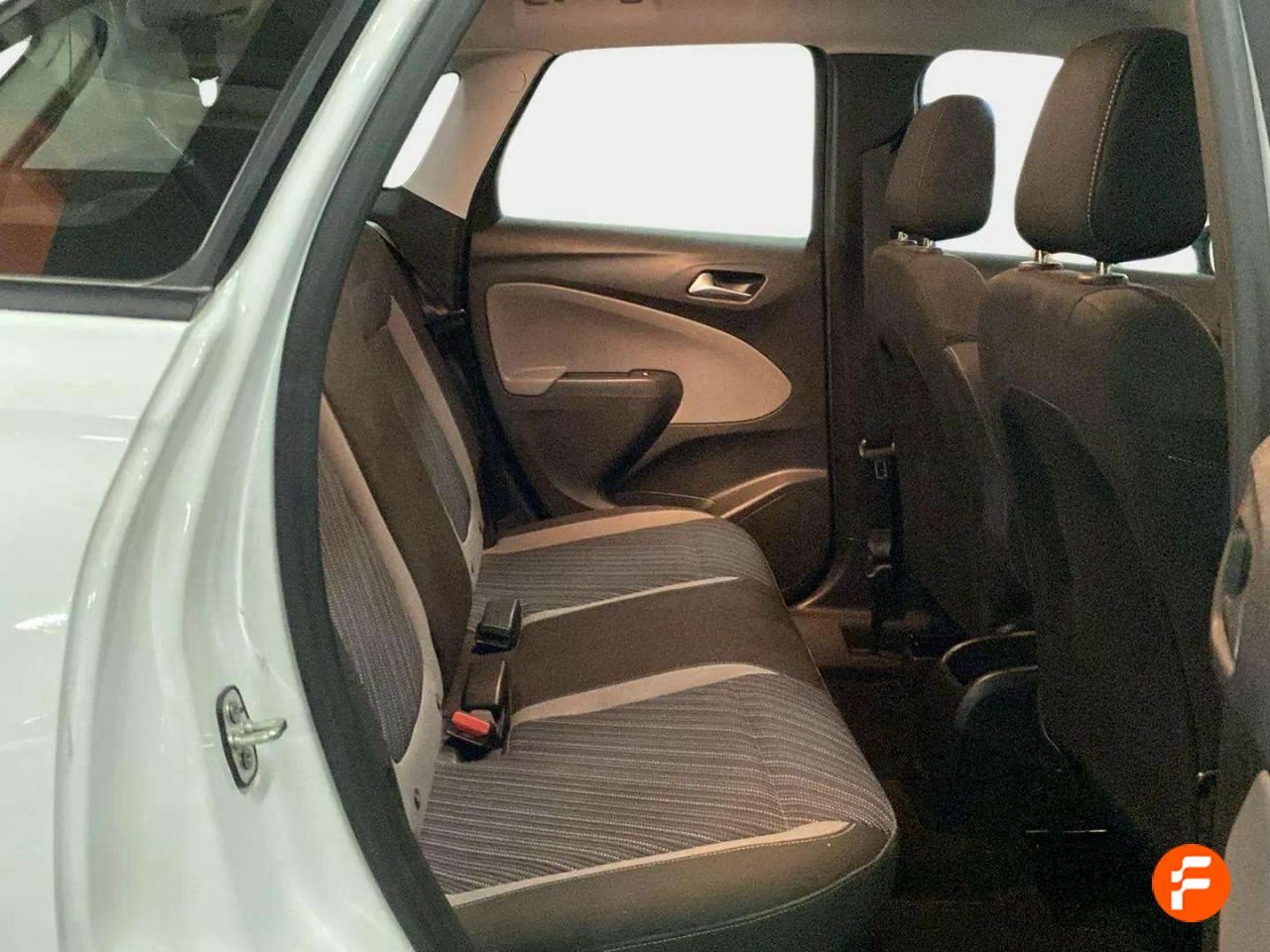 Foto Opel Crossland X 26
