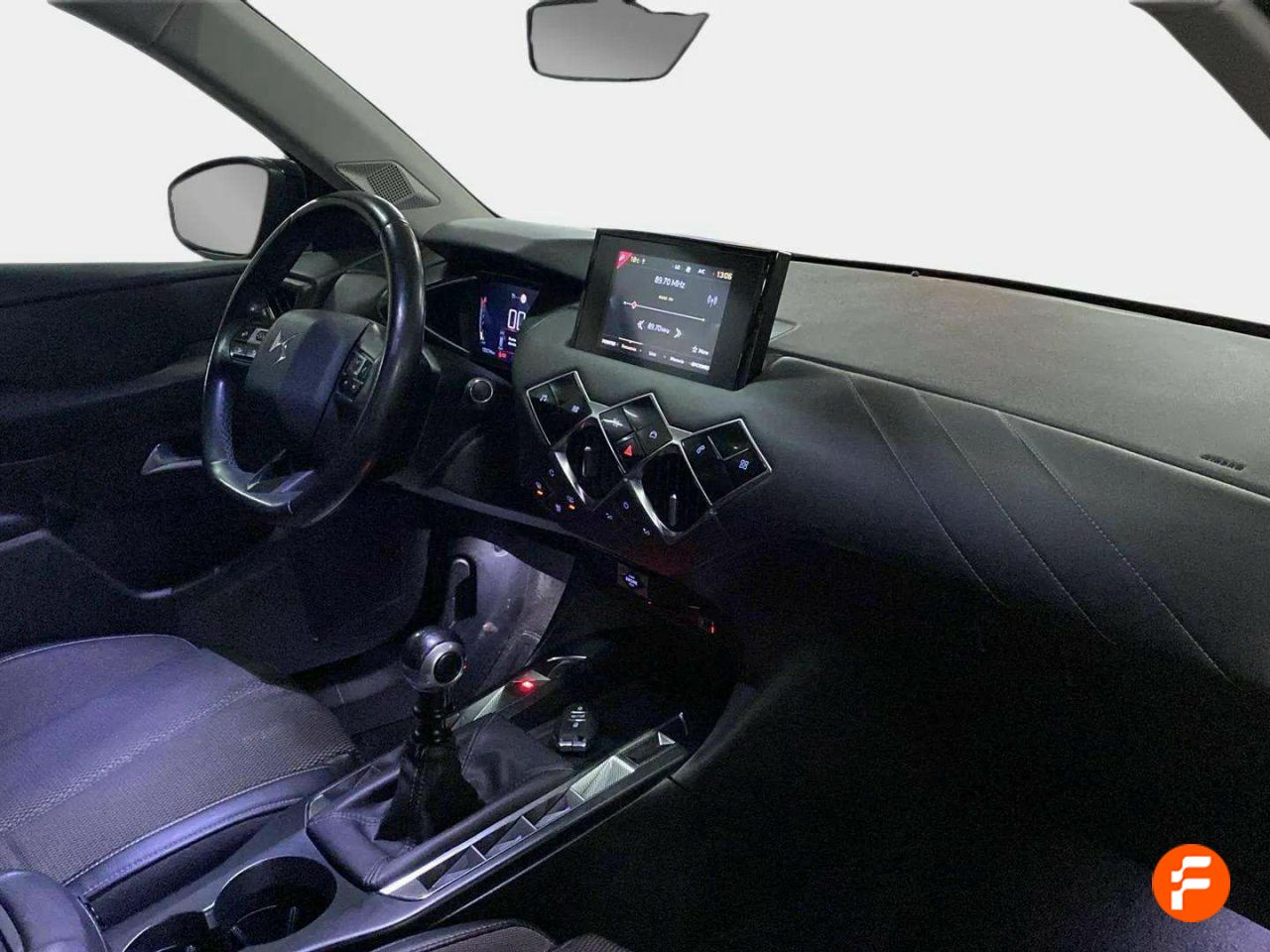 Foto DS Automobiles DS 3 12