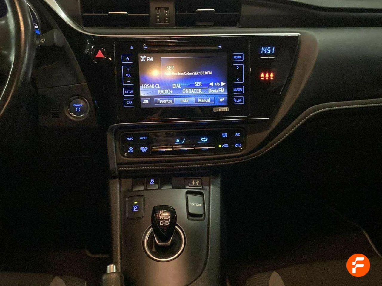 Foto Toyota Auris 23