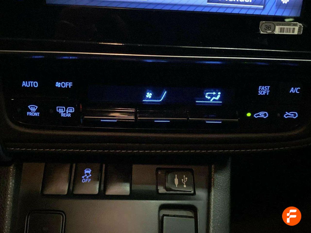 Foto Toyota Auris 24