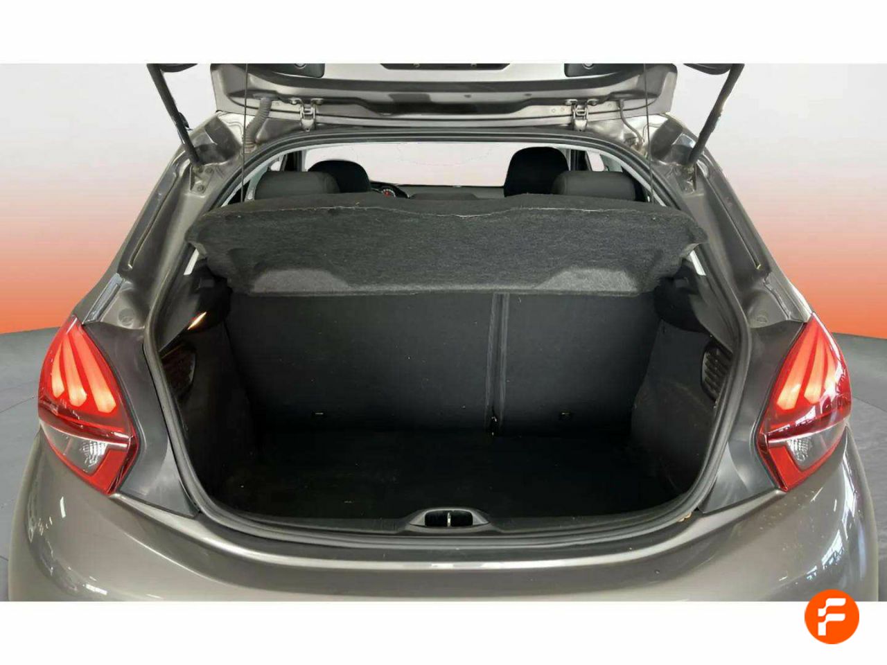 Foto Peugeot 208 8