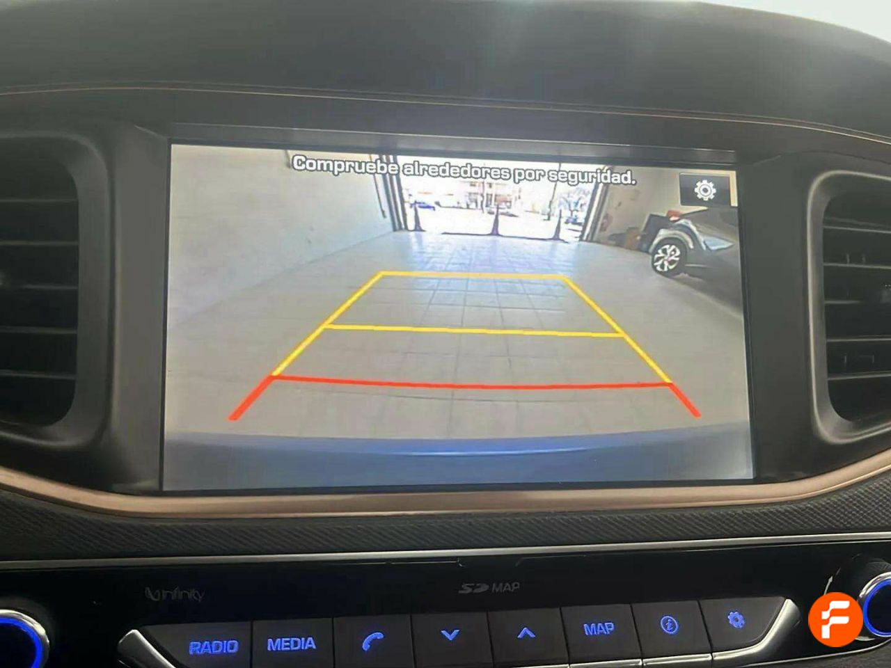 Foto Hyundai IONIQ 16