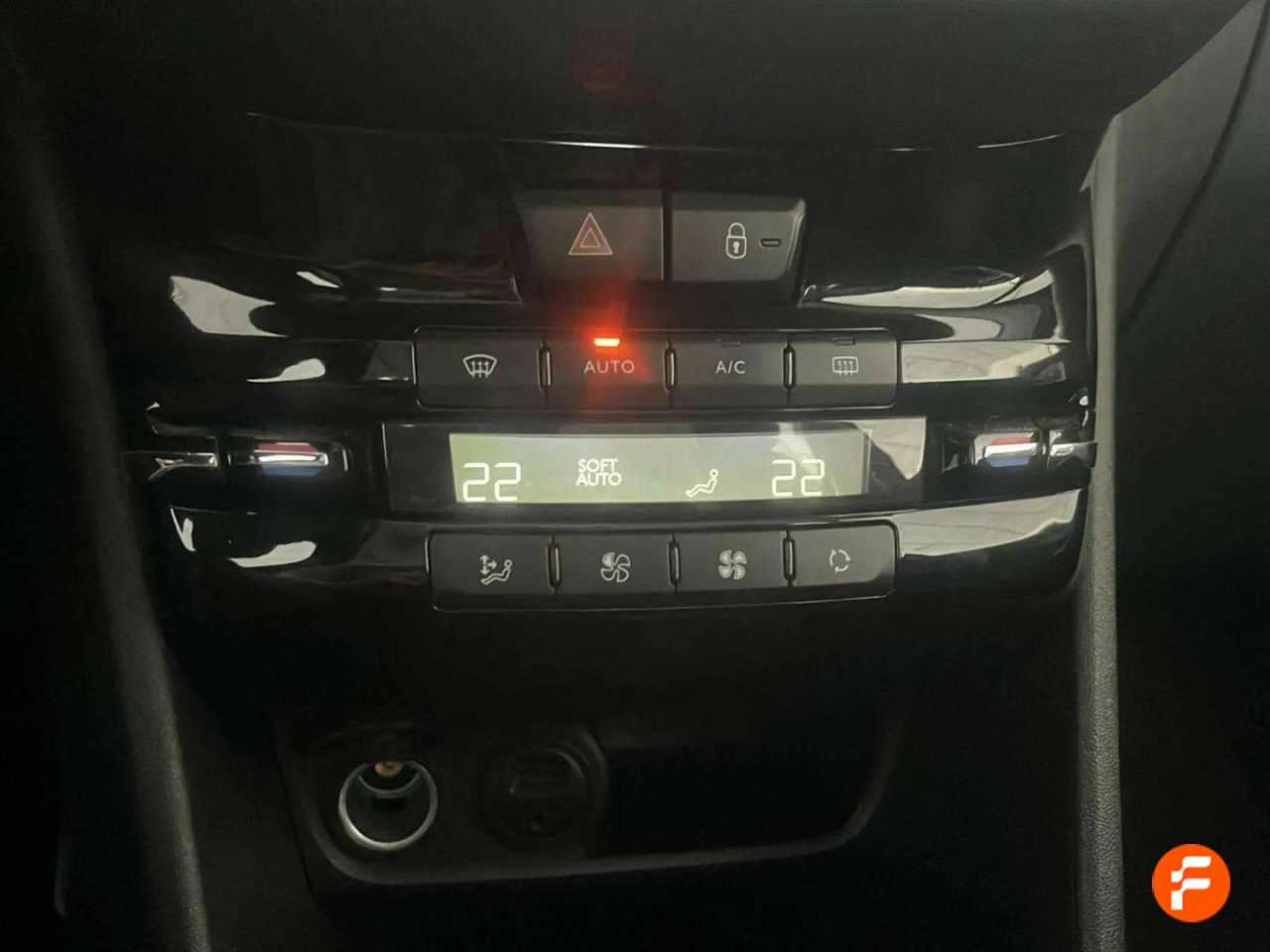 Foto Peugeot 2008 18
