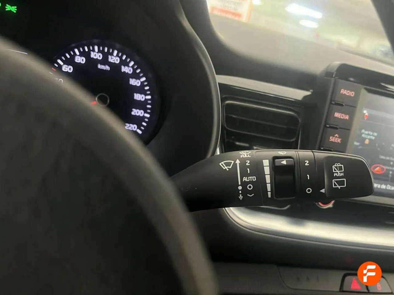 Foto Kia Stonic 15