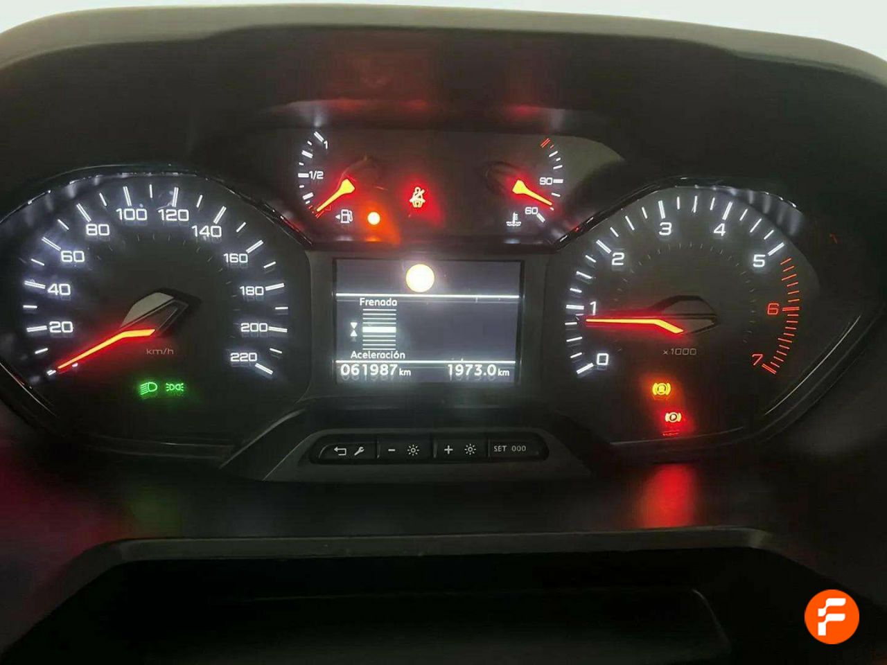 Foto Peugeot Rifter 13