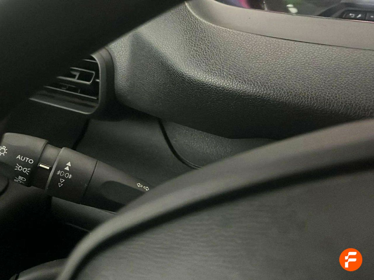 Foto Peugeot Rifter 14