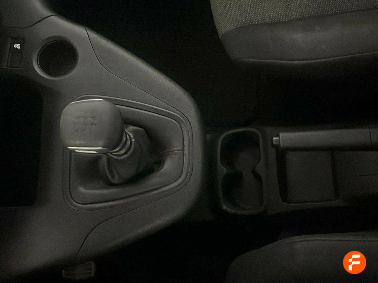 Foto Peugeot Rifter 18