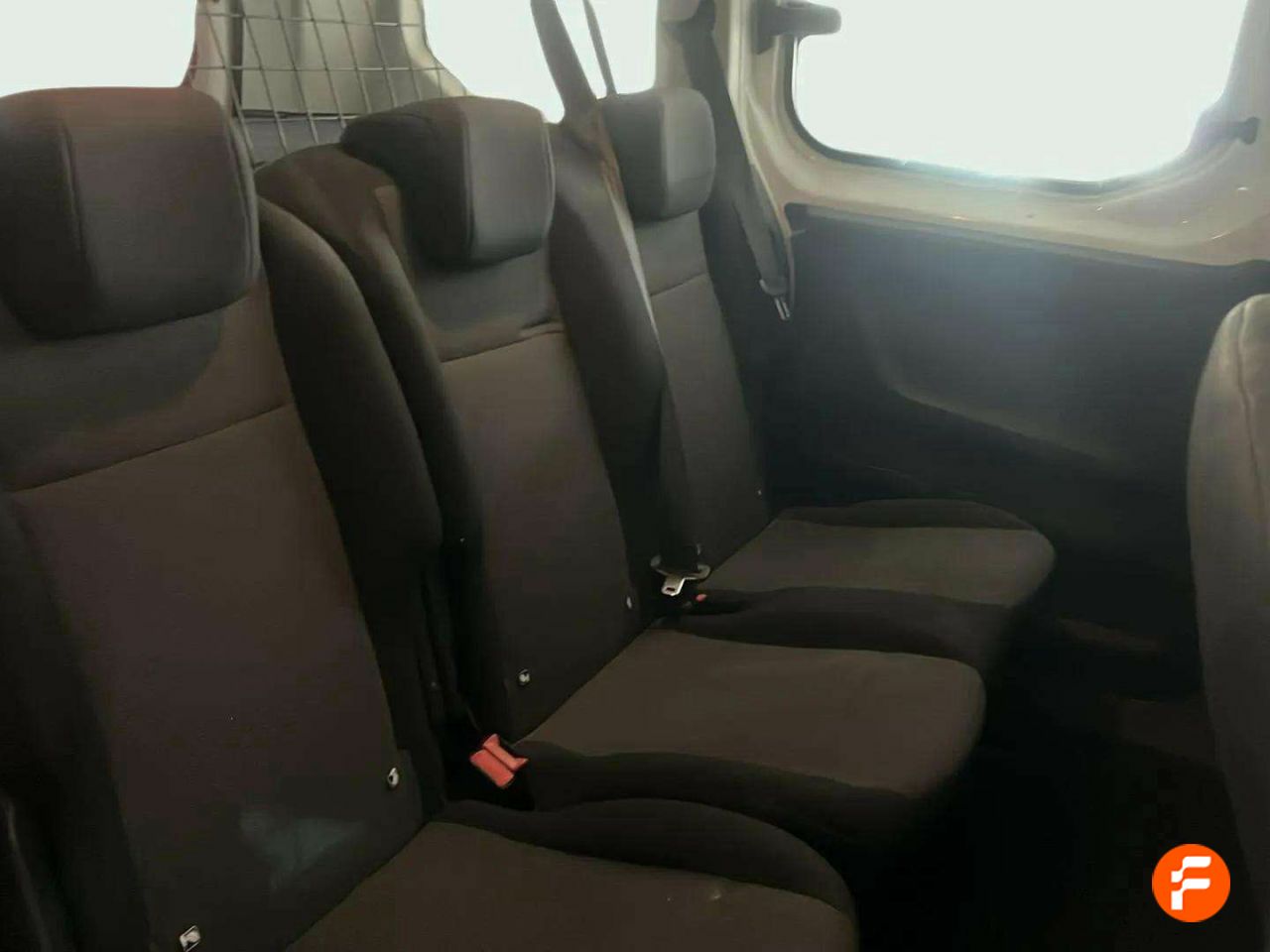 Foto Peugeot Rifter 22