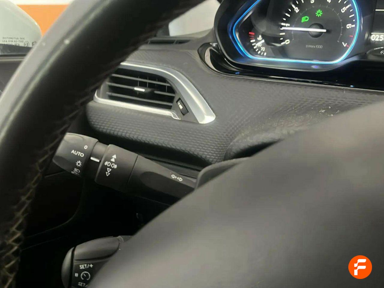 Foto Peugeot 2008 14