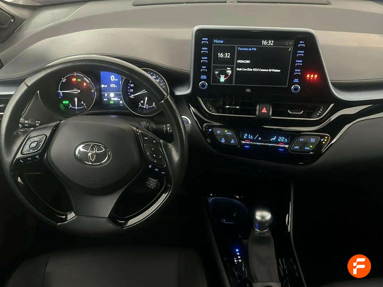 Foto Toyota C-HR 11