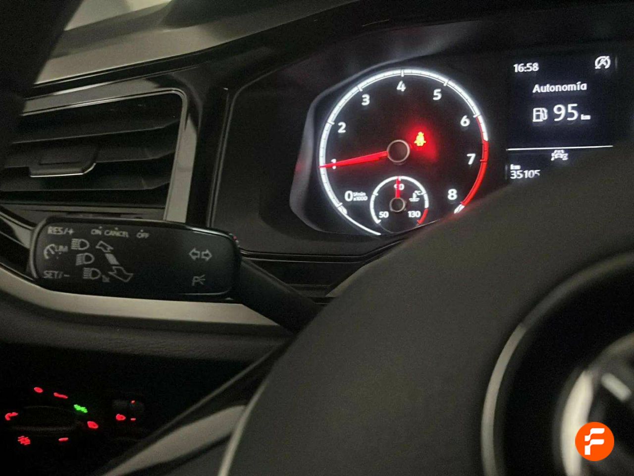 Foto Volkswagen Polo 14