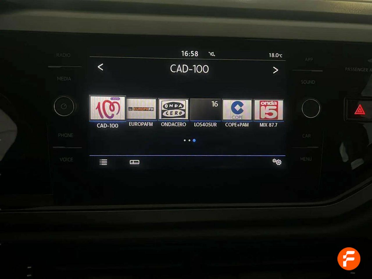 Foto Volkswagen Polo 16