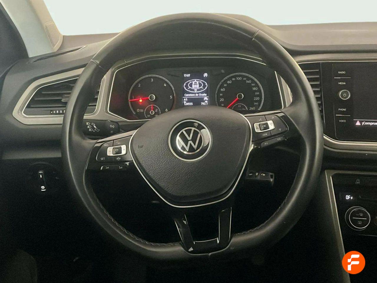 Foto Volkswagen T-Roc 12