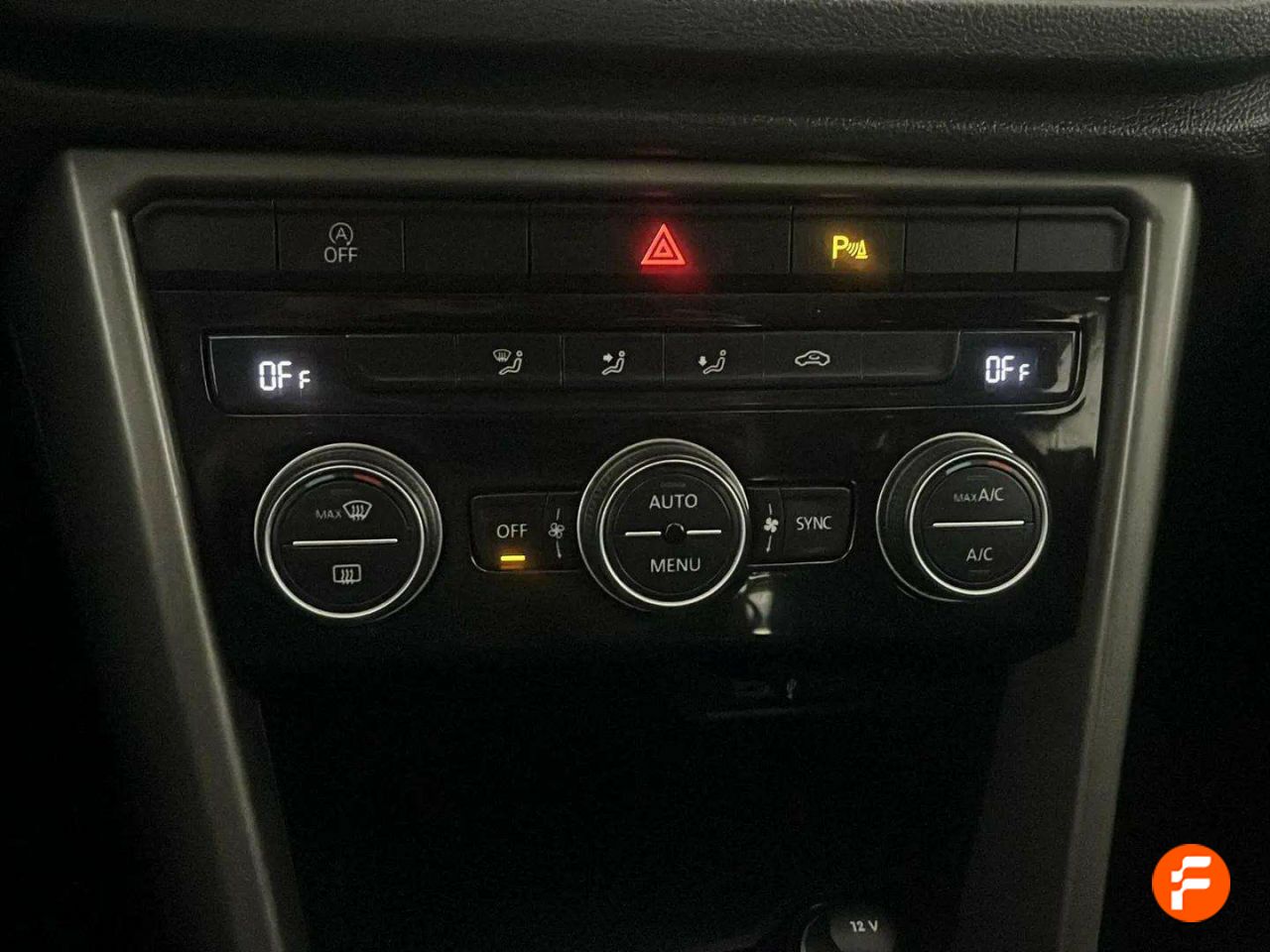 Foto Volkswagen T-Roc 18