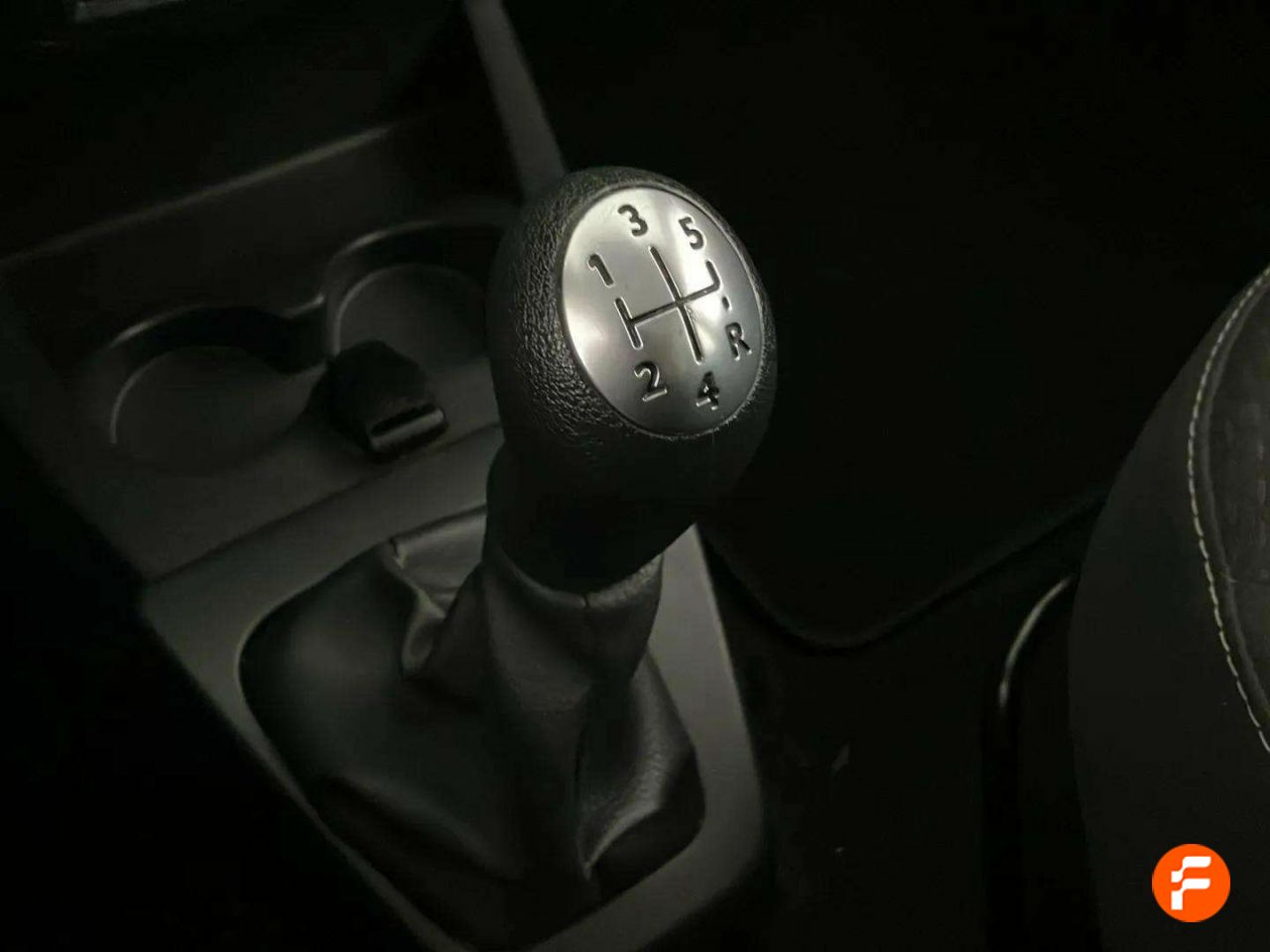 Foto Dacia Lodgy 17