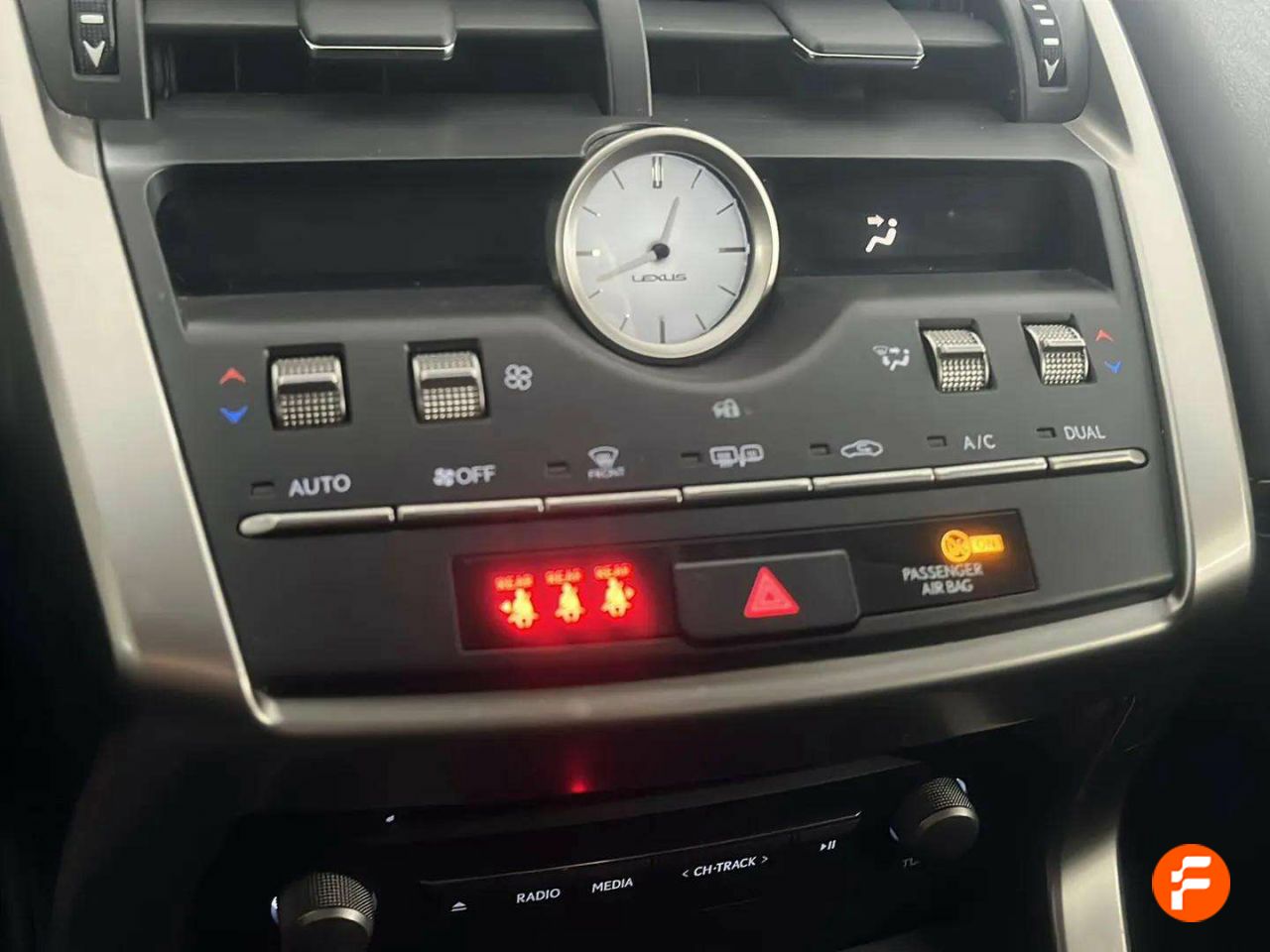 Foto Lexus NX 20